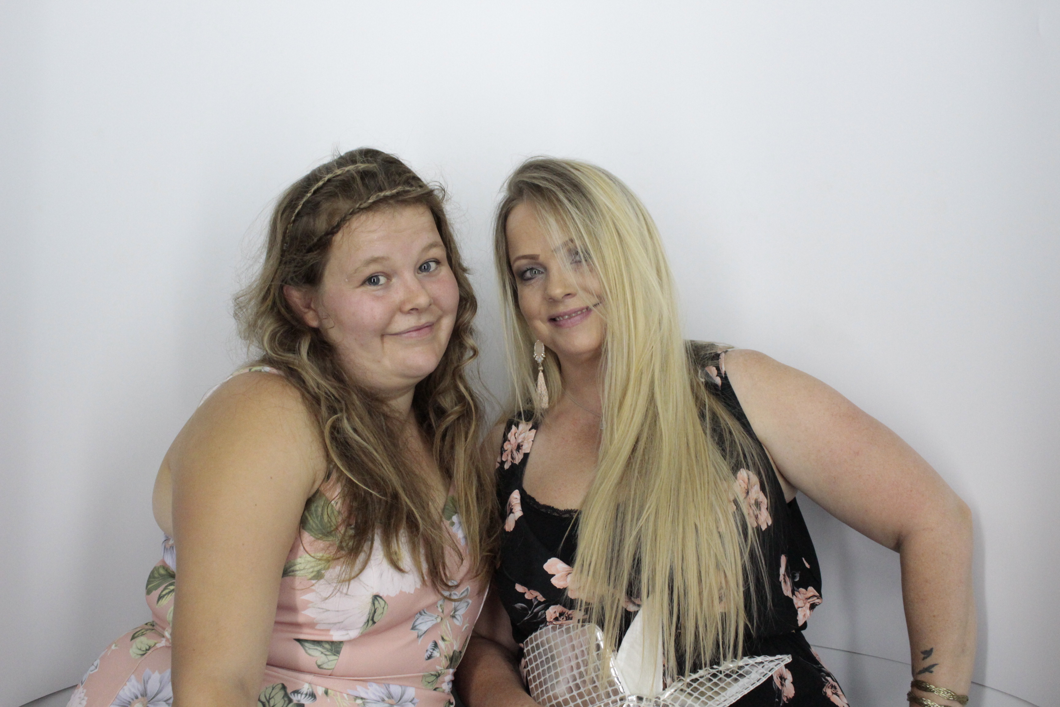 Ellesse's 21st Birthday | View more photos from the event at gallery.myphotoboothexperience.co.uk/u/MyPhotoBoothExperienceLtd/Ellesses-21st-Birthday